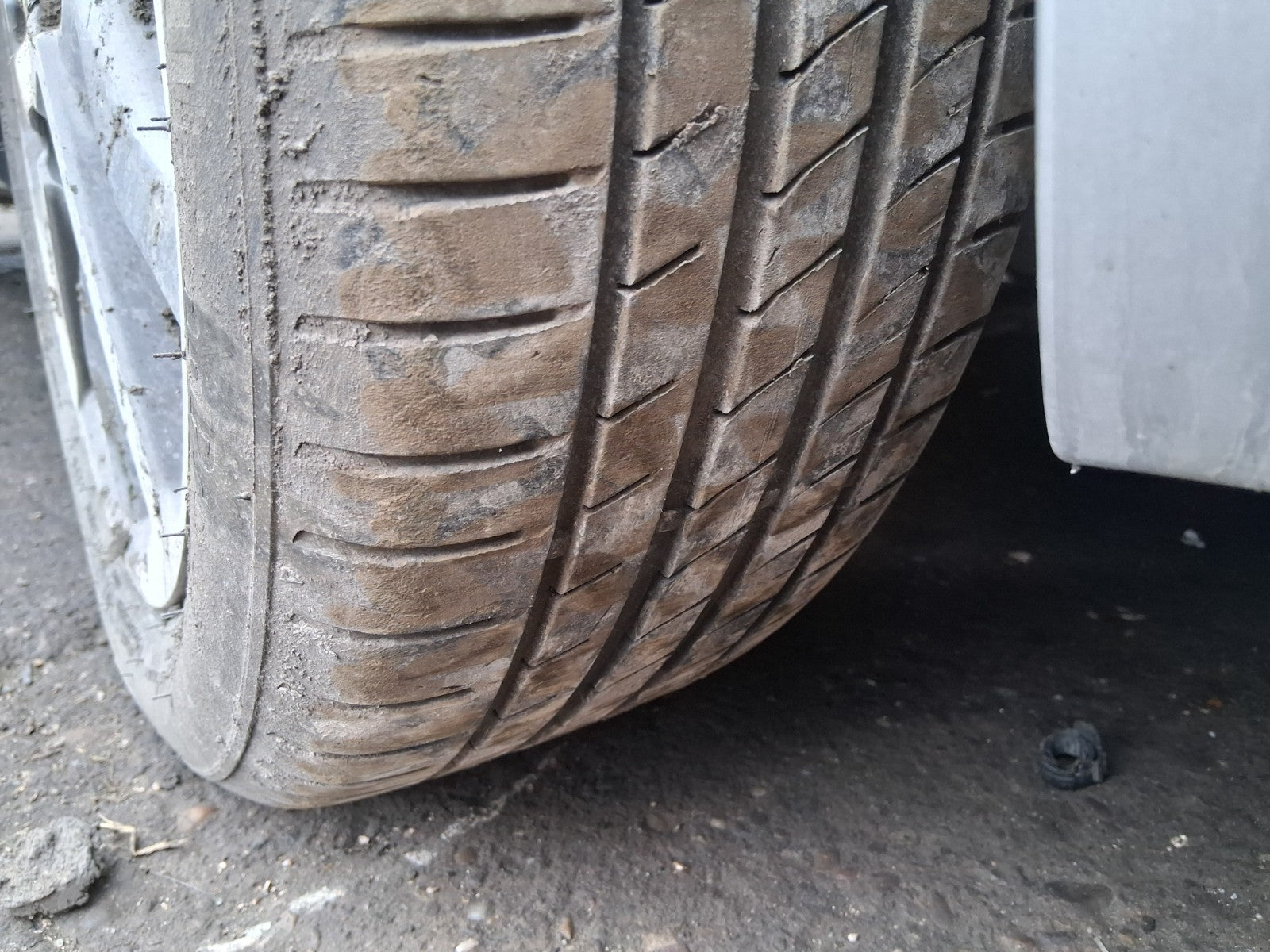 TOYOTA YARIS MK3 2019 16 INCH ALLOY WHEEL WITH TYRE 195/60R16 REF 1