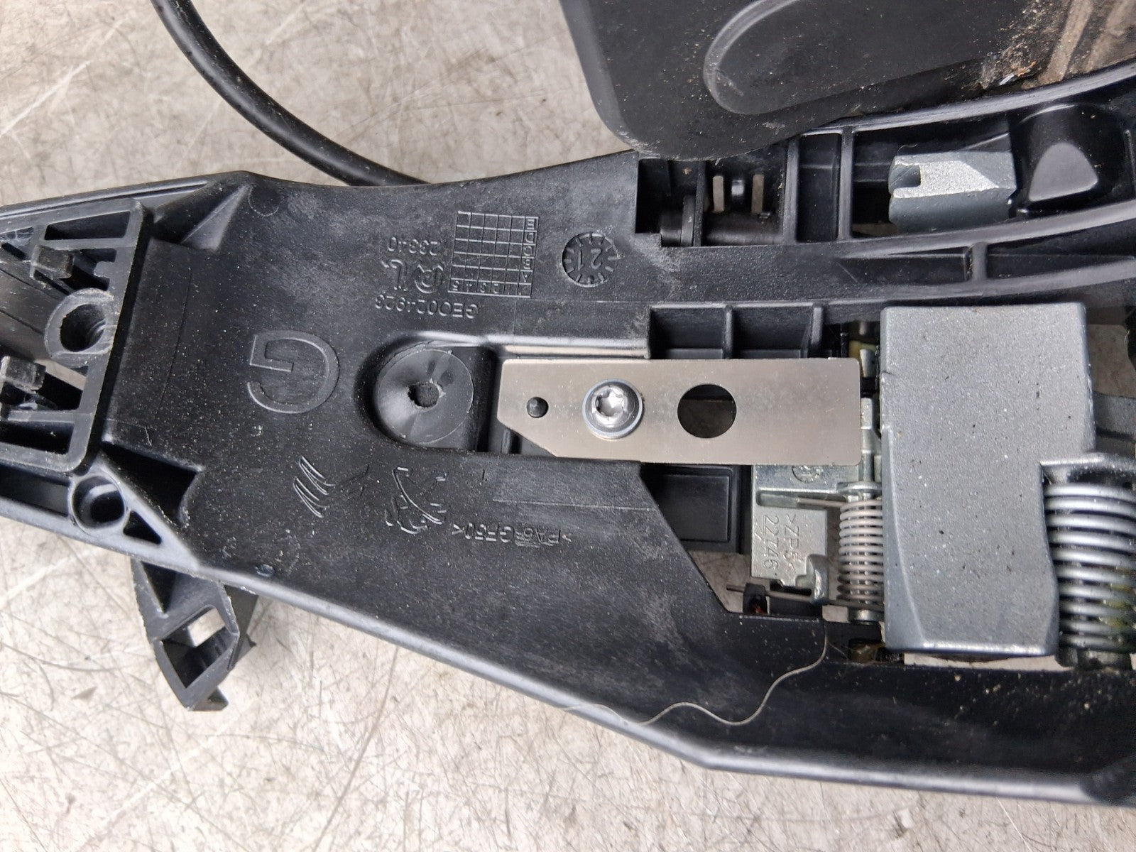 VAUXHALL CORSA F 2021 NSF PASSENGER SIDE FRONT DOOR LOCK MECHANISM 9832796980