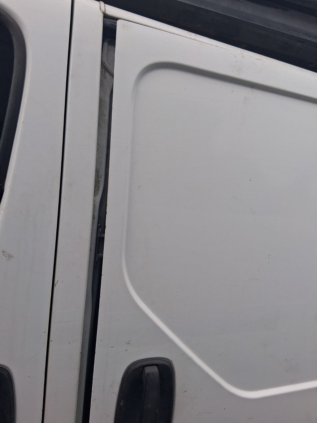 2014 VAUXHALL VIVARO MK1 NS PASSENGER SIDE LEFT COMPLETE SLIDING DOOR WHITE