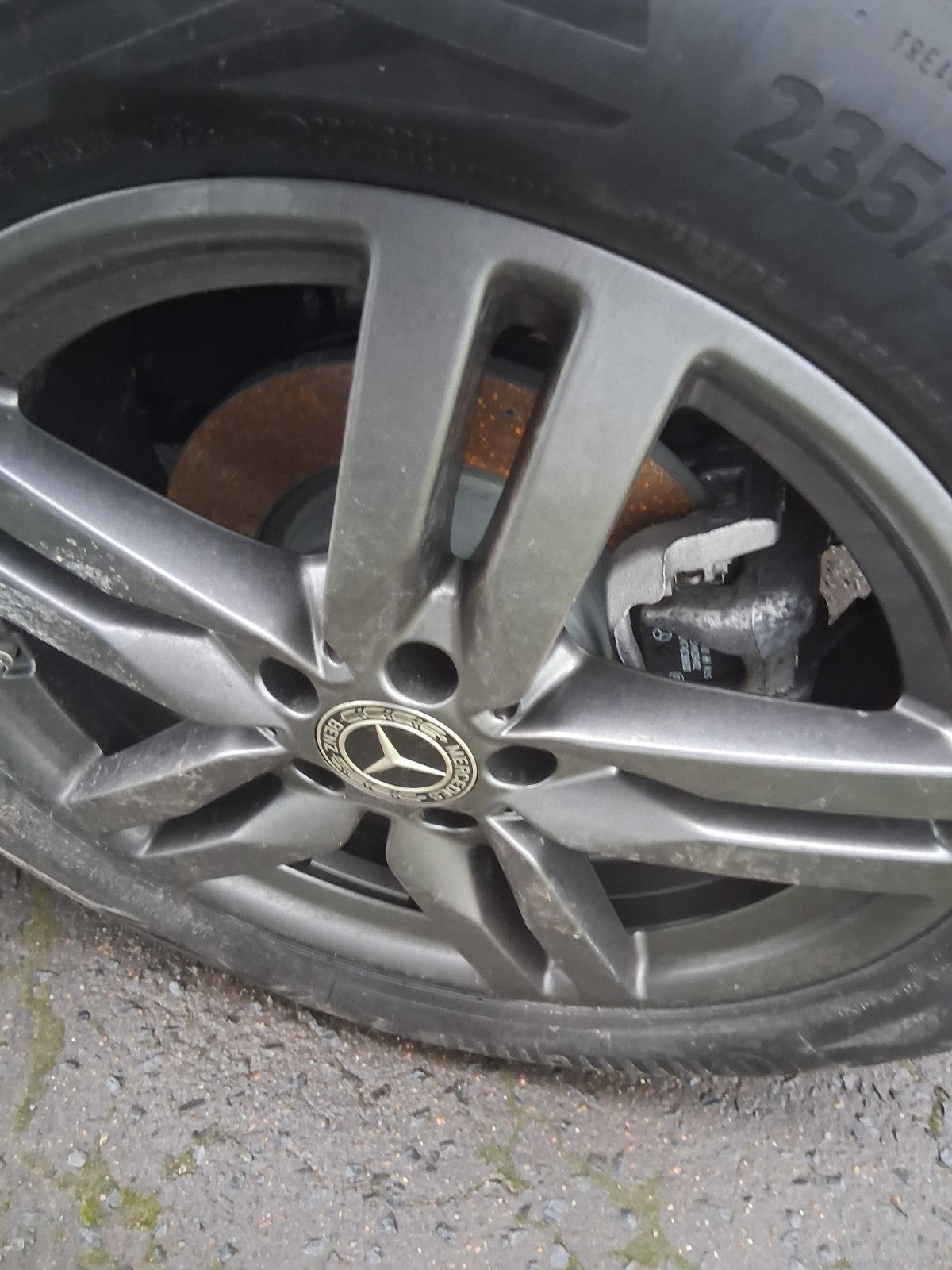 2025 MERCEDES BENZ GLA 180 H247 18 INCH ALLOY WHEEL WITH TYRE 235/55R18