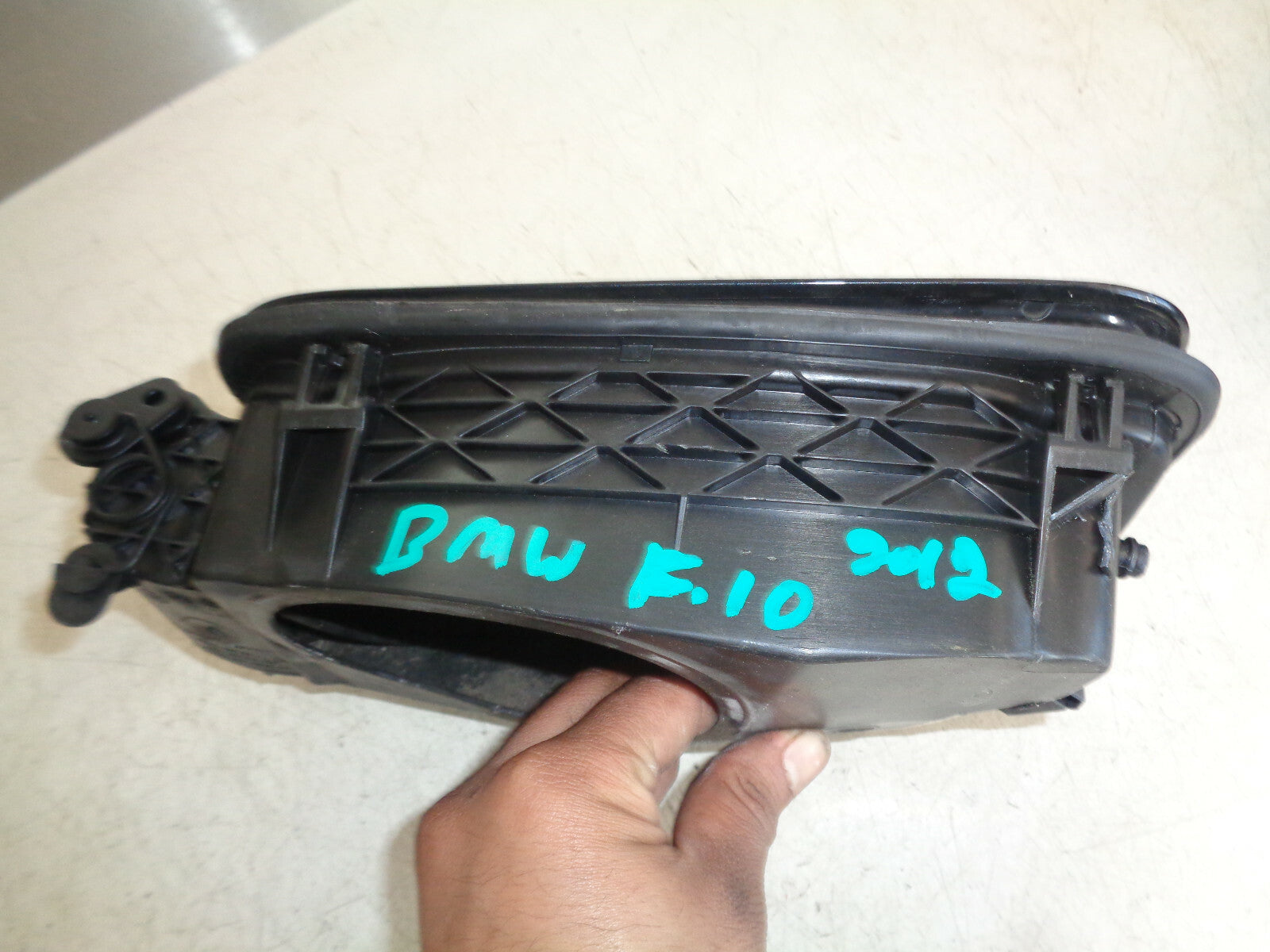 BMW 5 SERIES F10 2012 FUEL FILLER FLAP COVER BLACK SAPPHIRE 7218336