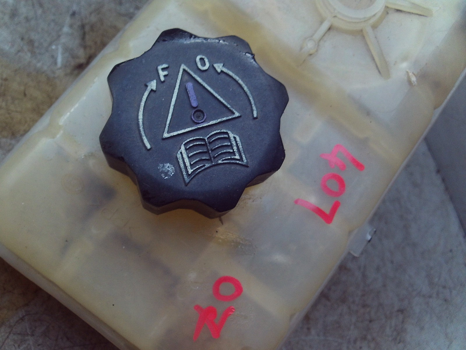 2007 PEUGEOT 407 COOLANT TANK RESERVOIR