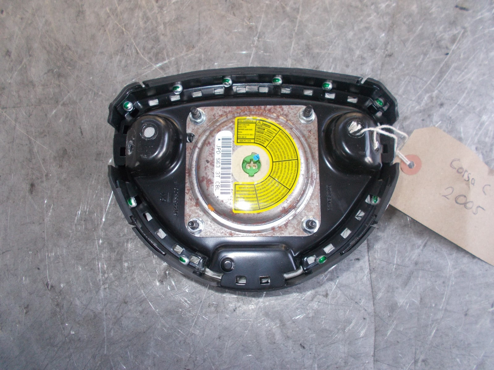 VAUXHALL CORSA C 2005 OS/ DRIVER SIDE STEERING WHEEL AIRBAG 13188241