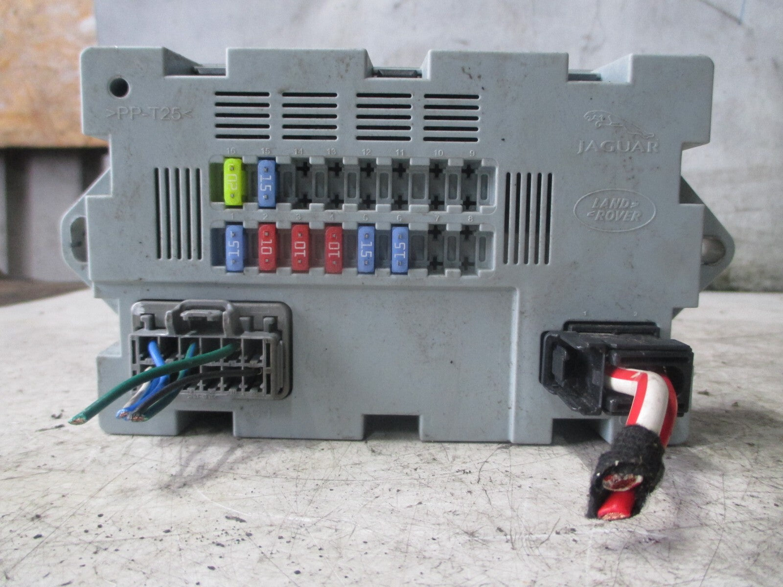 JAGUAR XE X760 2016 2.0 DIESEL FUSE BOX CONTROL MODULE ECU CPLA14Q073AA