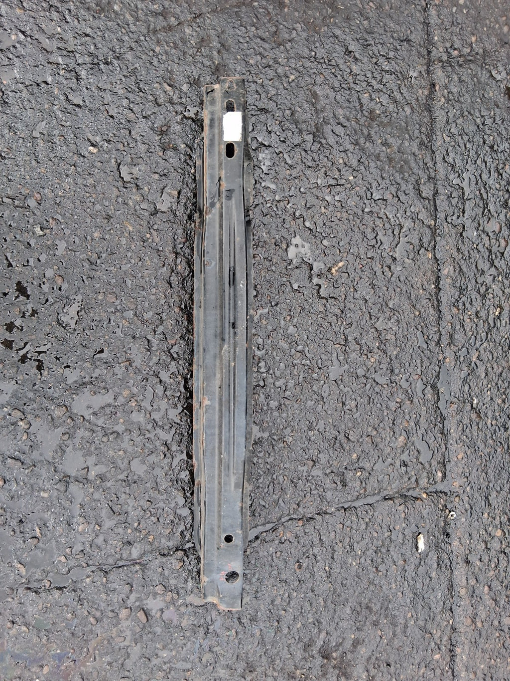 AUDI A4 B8 2011 ESTATE REAR CRASH BUMPER REINFORCEMENT BAR
