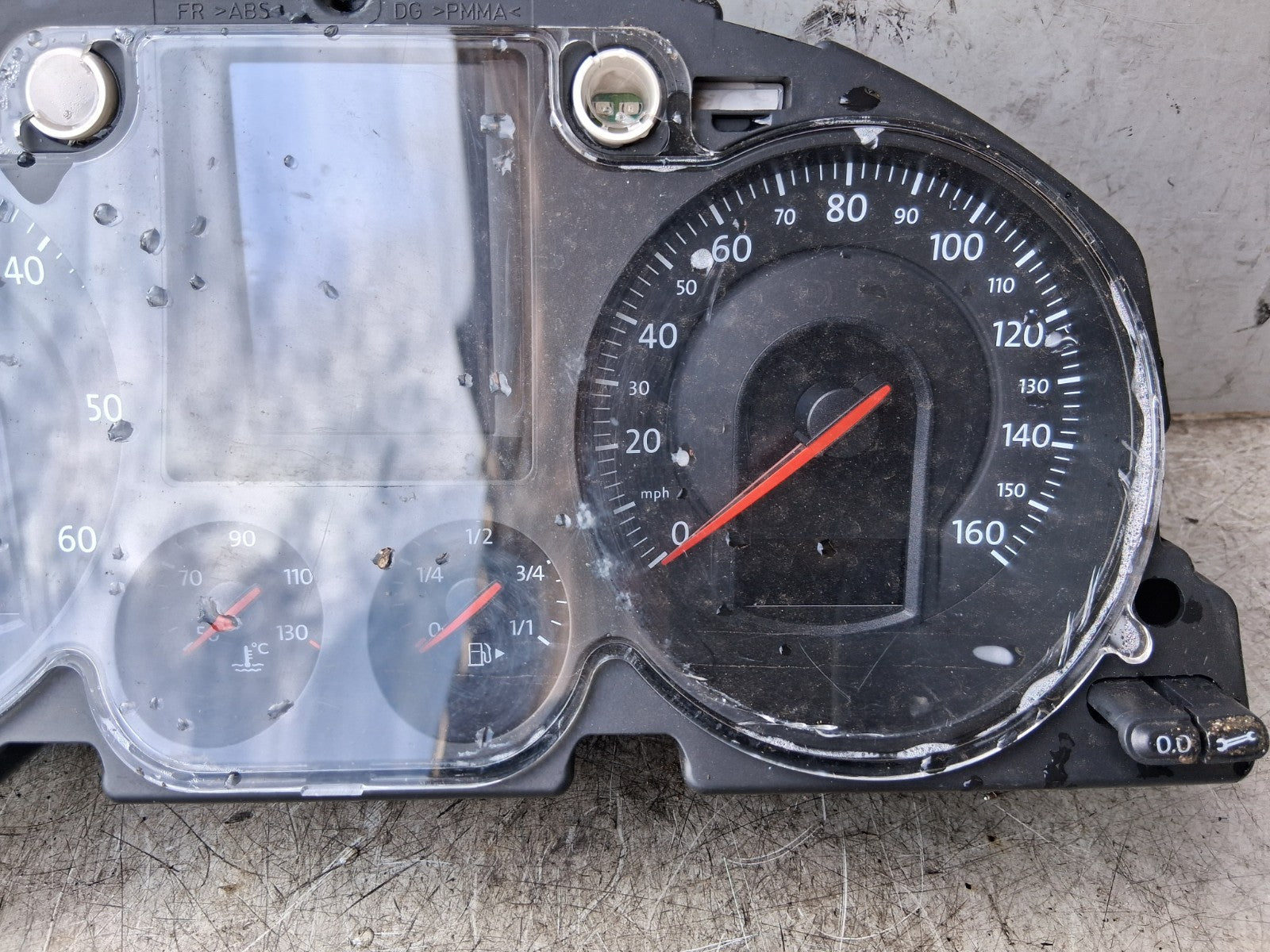 2006 VOLKSWAGEN PASSAT B6 1.9 DIESEL SPEEDOMETER INSTRUMENT CLUSTER A2C53145550