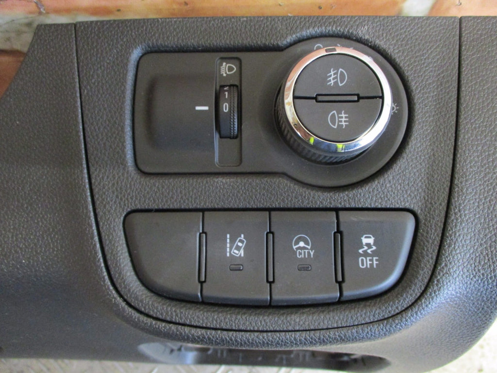 VAUXHALL VIVA LOWER HEAD LIGHT ALIGNMENT/AIM  SWITCH AND LOWER PANEL SEE PHOTOS