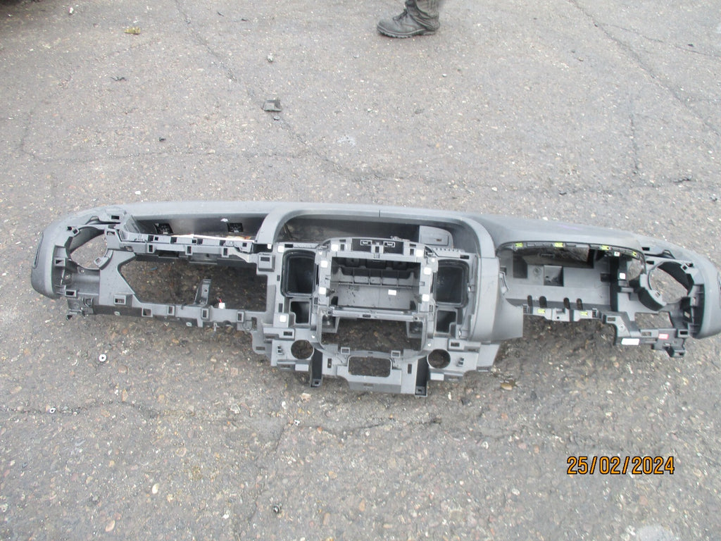VAUXHALL VIVARO MK2 2017 FRONT INTERIOR BARE DAHBOARD PLASTIC PANEL