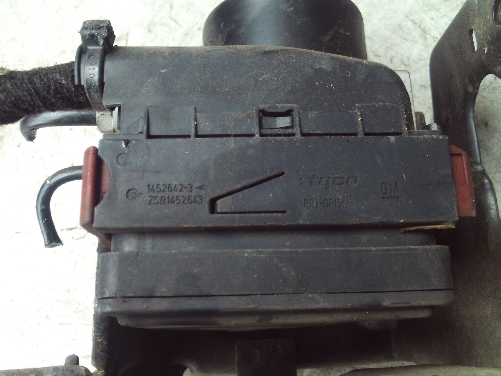 2005 VAUXHALL ASTRA H ABS PUMP MODULATOR 13157576
