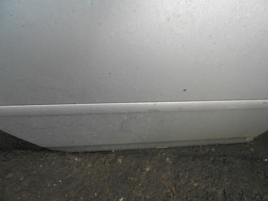 AUDI A6 C5 4B (MK2) SALOON 2000 OSR DRIVER SIDE REAR DOOR COMPLETE SILVER
