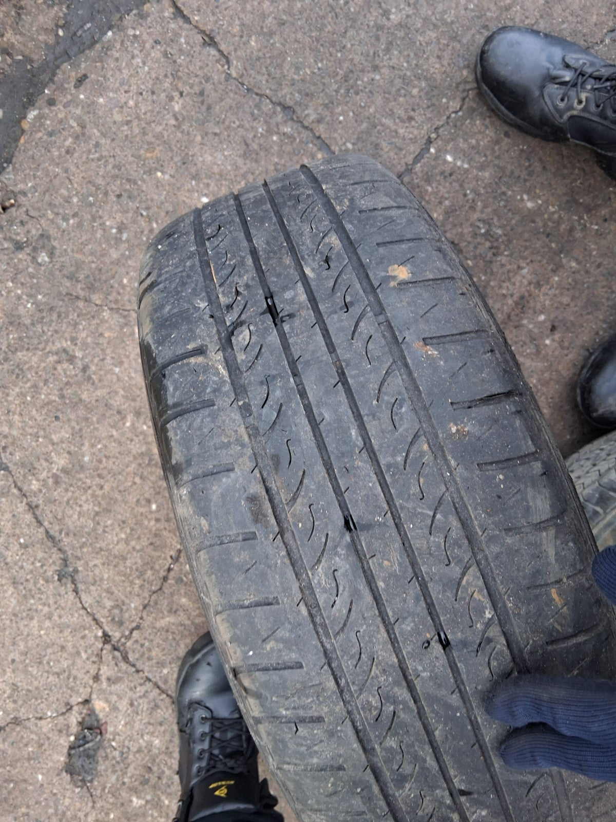 2006 VW VOLKSWAGEN PASSAT B6 16 INCH STEEL WHEEL WITH TYRE 205/55R16