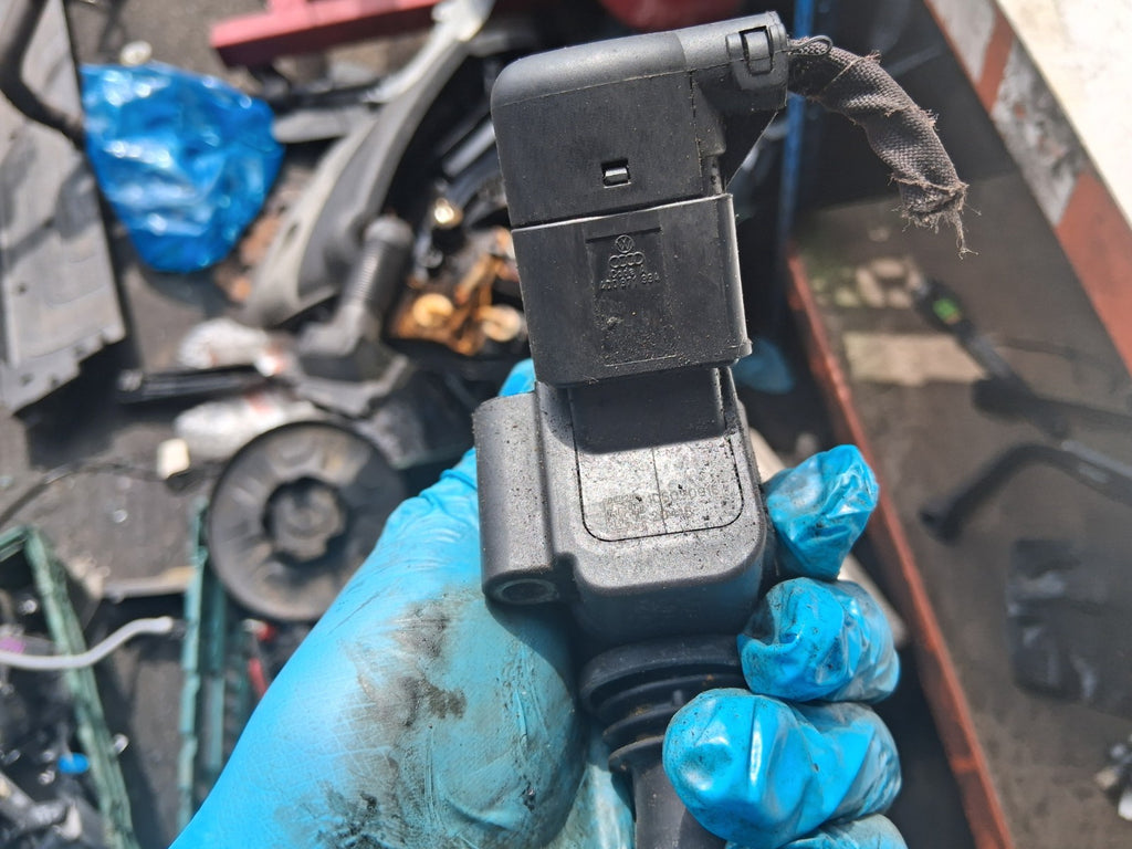 2020 SKODA FABIA MK3 1.2 PETROL IGNITION COIL 04E905110K
