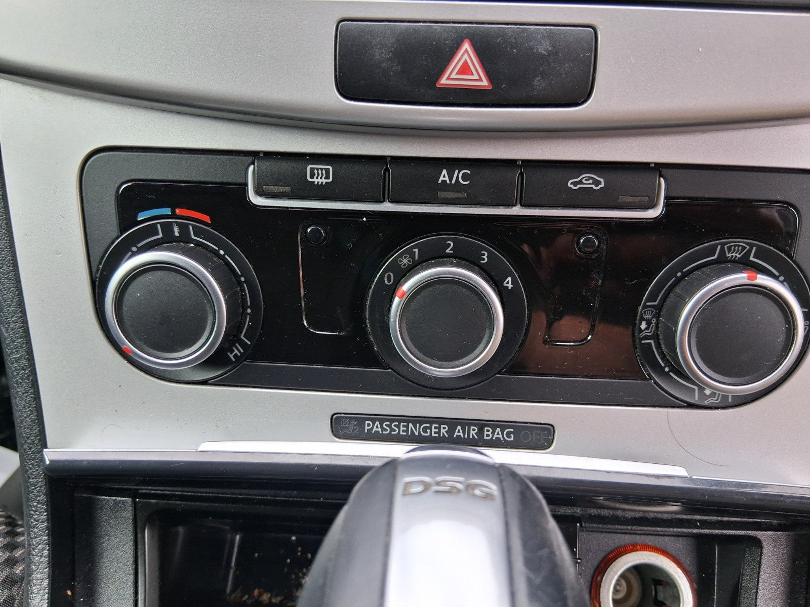 2014 VW VOLKSWAGEN PASSAT B7 AC HEATER CLIMATE CONTROL SWITCH PANEL