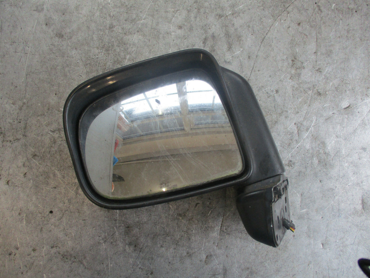 TOYOTA LUCIDA ESTIMA 1999 NS PASSENGER SIDE ELECTRIC WING DOOR MIRROR