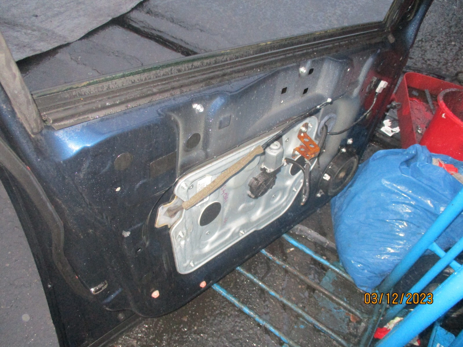 2009 NISSAN QASHQAI J10 NSF PASSENGER SIDE FRONT COMPLETE DOOR BLUE