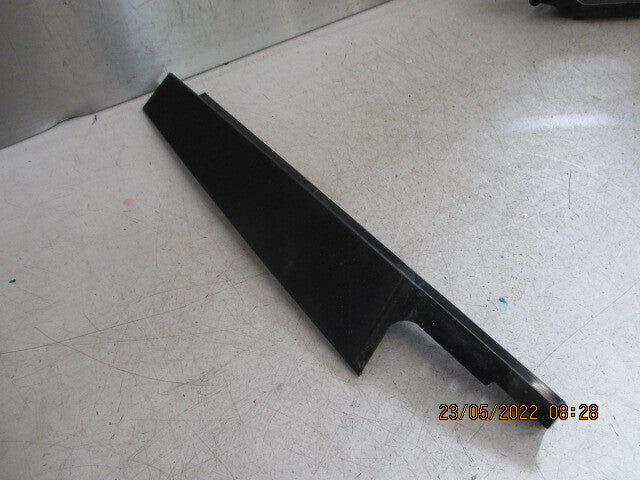 BMW 1 SERIES F20 2015 NSR PASSENGER SIDE REAR B PILLER COVER 7276963
