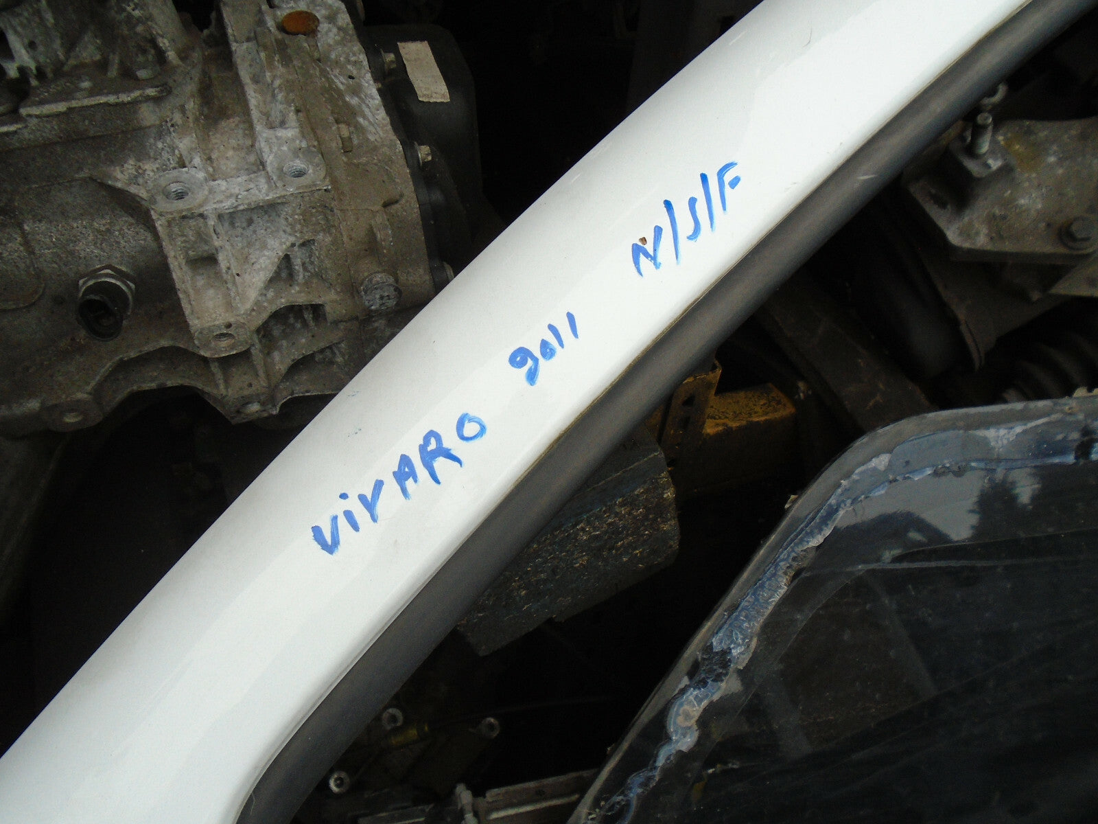VAUXHALL VIVARO MK1 2011 NSF PASSENGER SIDE FRONT DOOR WHITE