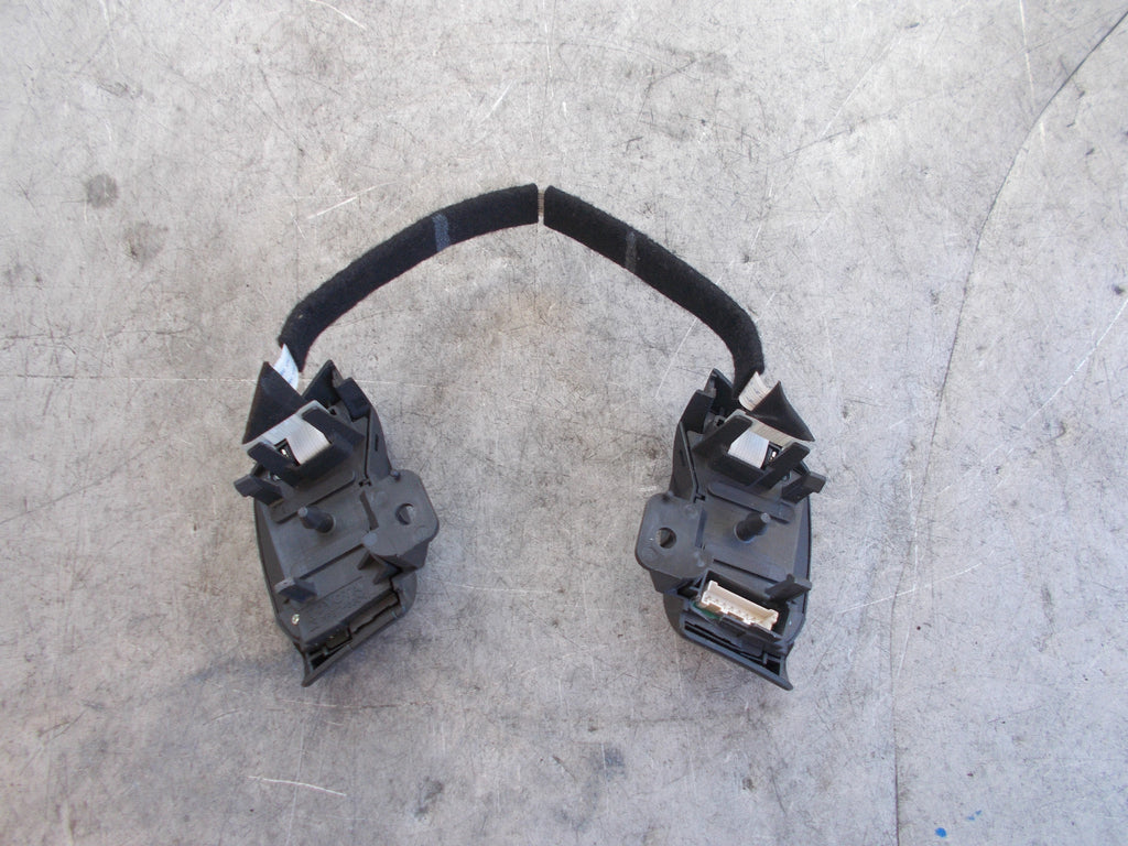 TOYOTA COROLLA VERSO 2007 MK2 STEERING WHEEL STEREO CONTROL SWITCHES