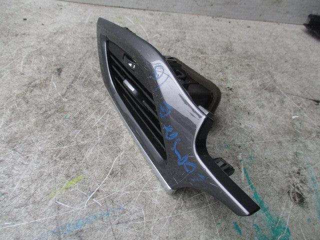 2014 VAUXHALL CORSA E OSF DRIVER SIDE AIR DASHBOARD AIR VENT 13377948