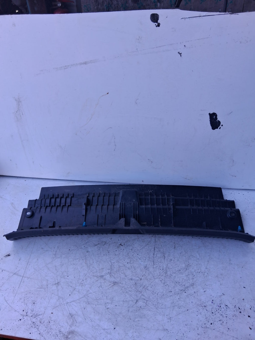 2021 MERCEDES A CLASS TAILGATE BOOTLID SILL LOCK TRIM COVER A1776908400