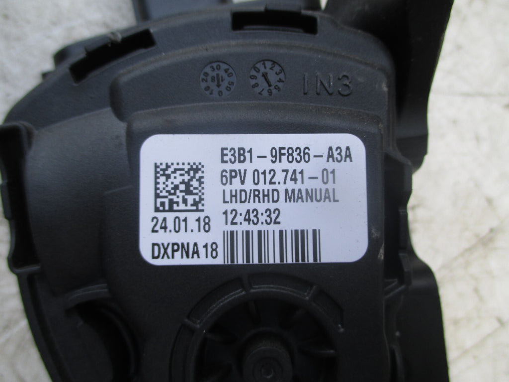 FORD KA + 2018 1.2 PETROL ACCELERATOR THROTTLE PEDAL E3819F836A3A