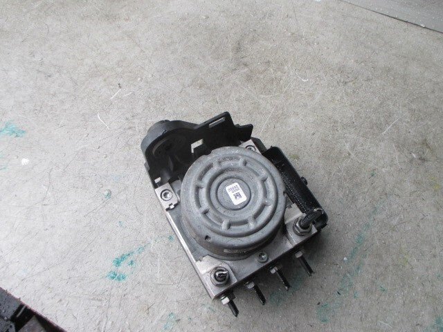 2012 VW GOLF MK7 ABS PUMP CONTROL MODULE 5Q0907379P