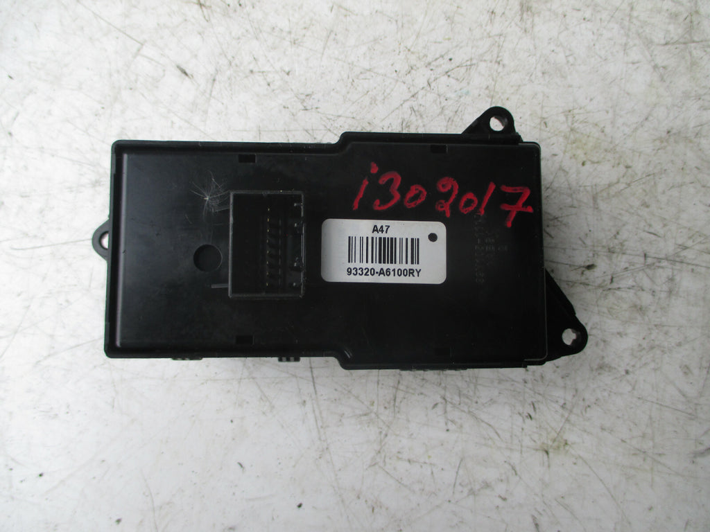 HYUNDAI I30 2014 HEADLIGHT LIGHT AIM ADJUST CONTROL SWITCH BUTTON 93320-A6100RY