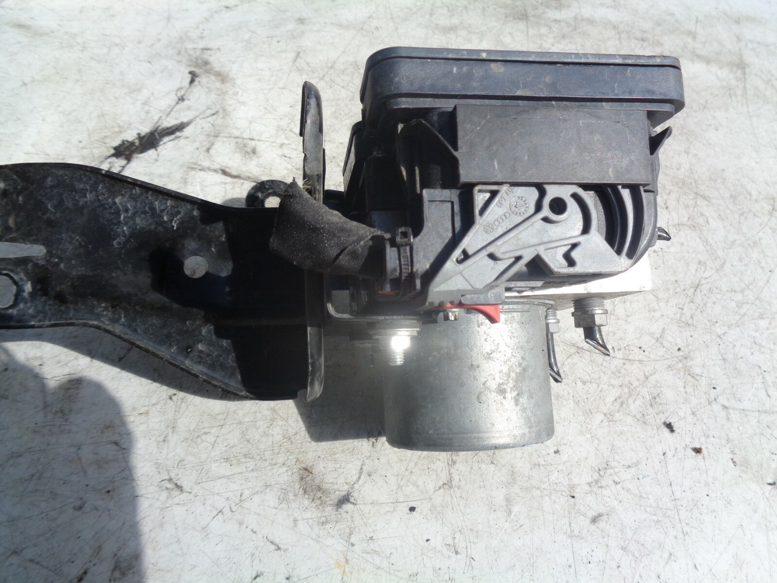 SKODA FABIA 2018 MK3 NJ 1.0 PETROL ABS BRAKE PUMP 6C0907379R