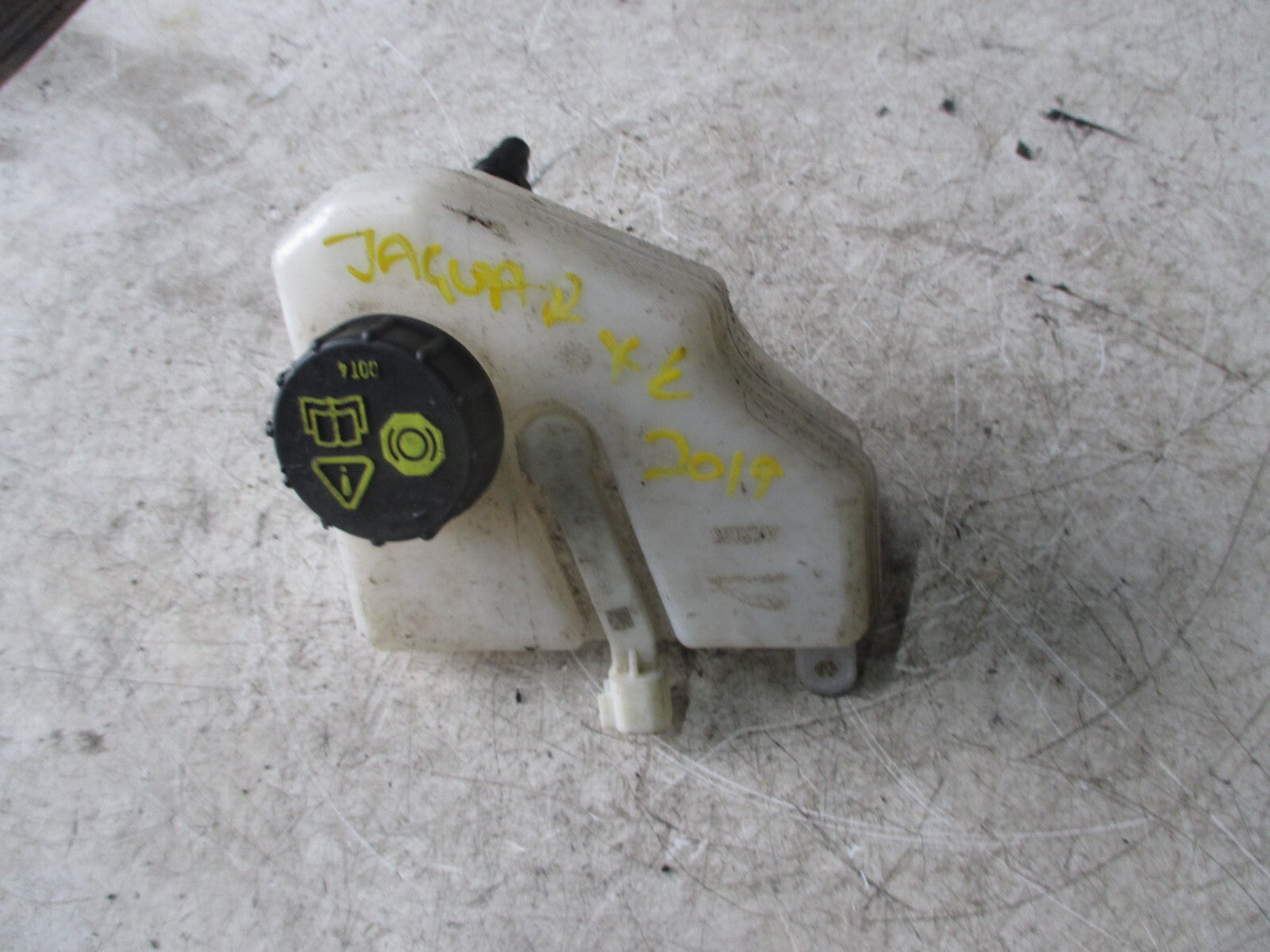 JAGUAR XE 2019 2.0 DIESEL BRAKE MASTER CYLINDER 03350885641