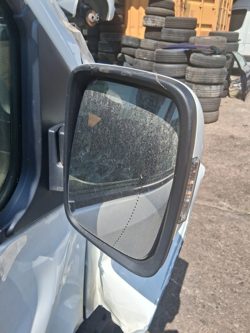 2025 RENAULT TRAFIC X82 MK3 OSF DRIVER SIDE FRONT RIGHT WING MIRROR WHITE