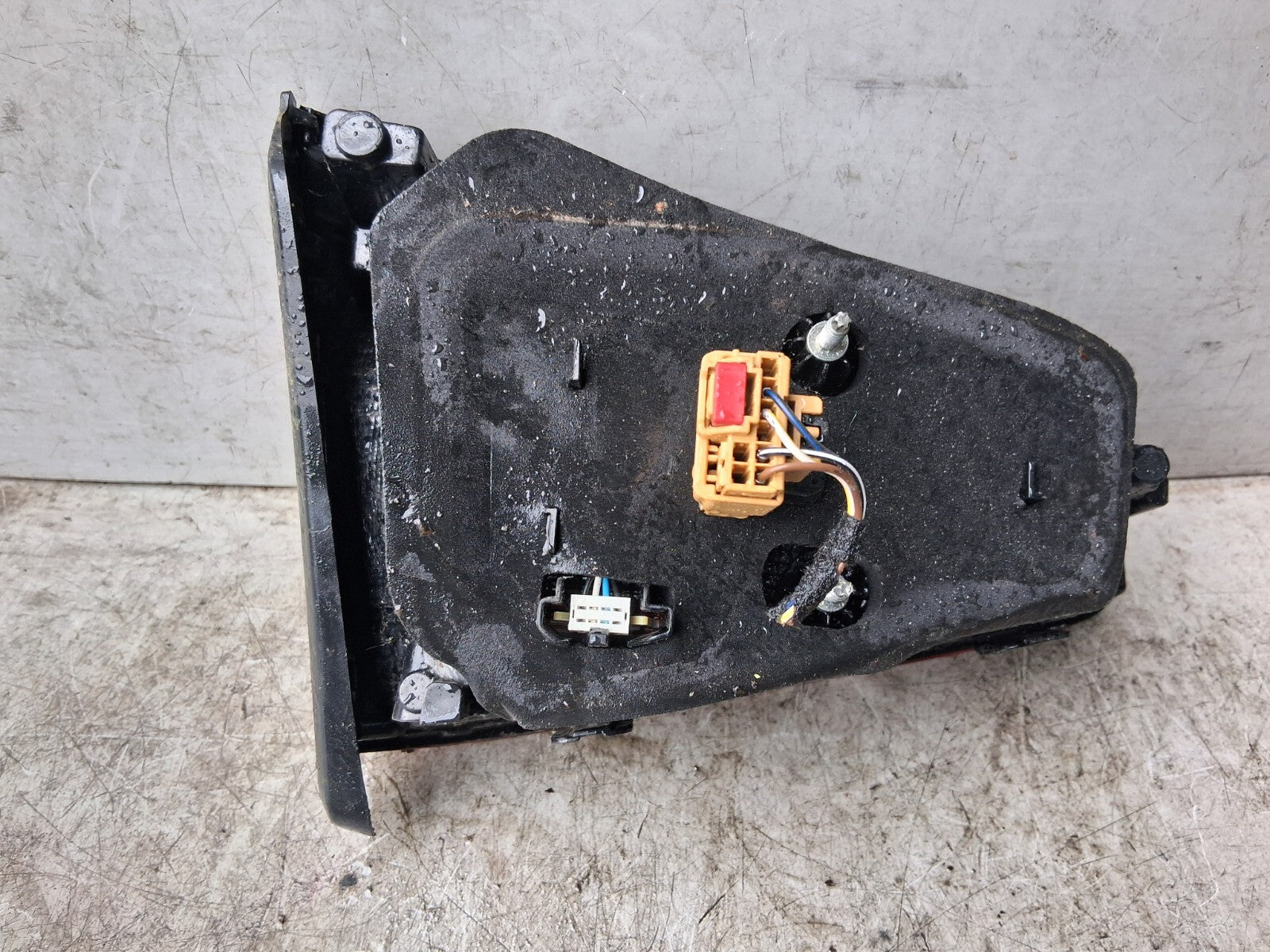 2013 VOLKSWAGEN GOLF MK7 OSR DRIVER SIDE REAR RIGHT INNER TAIL LIGHT 5G0945094