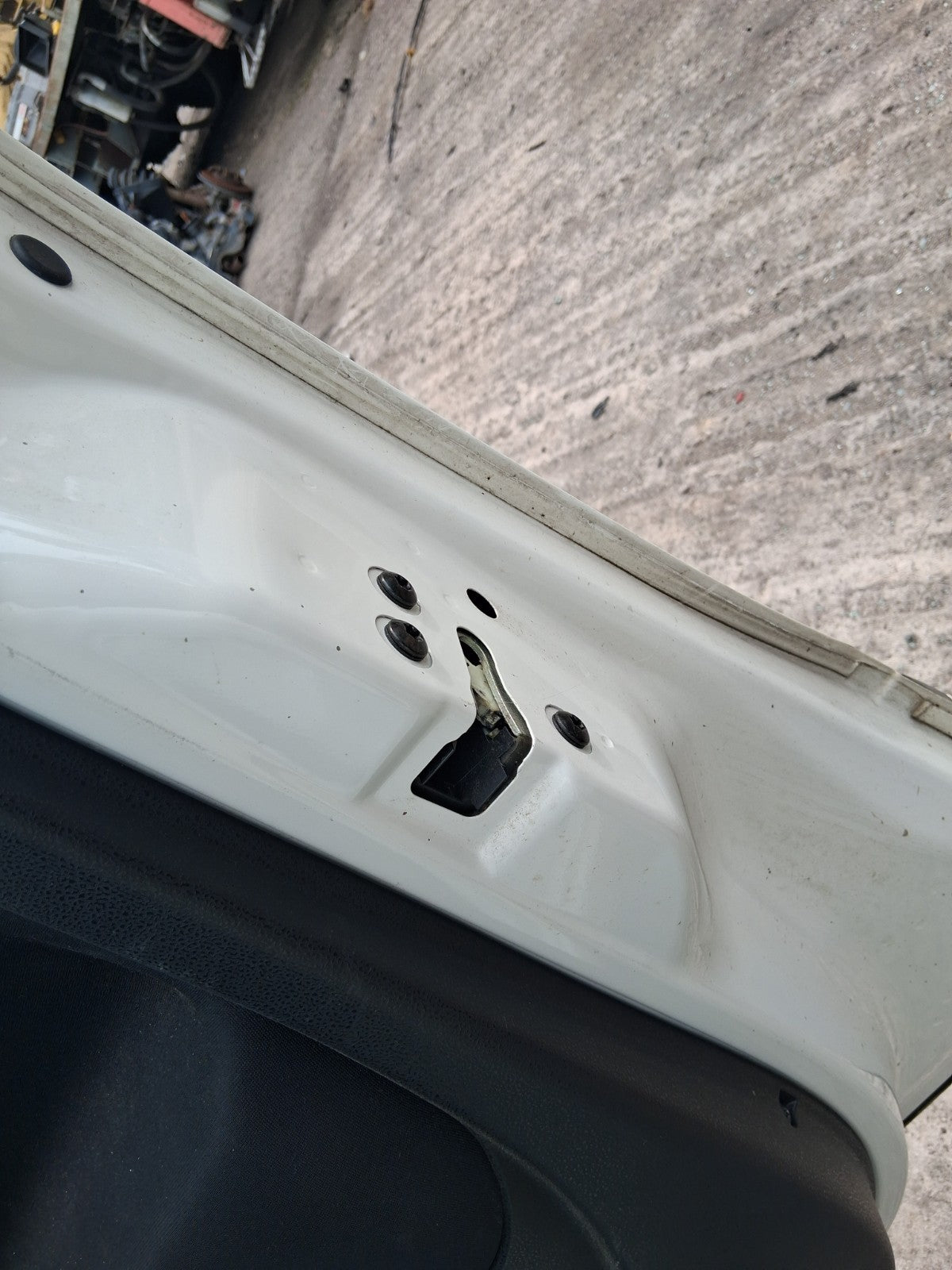 2019 FIAT 500L URBAN HATCH OSF DRIVER SIDE FRONT DOOR LOCK MECHANISM