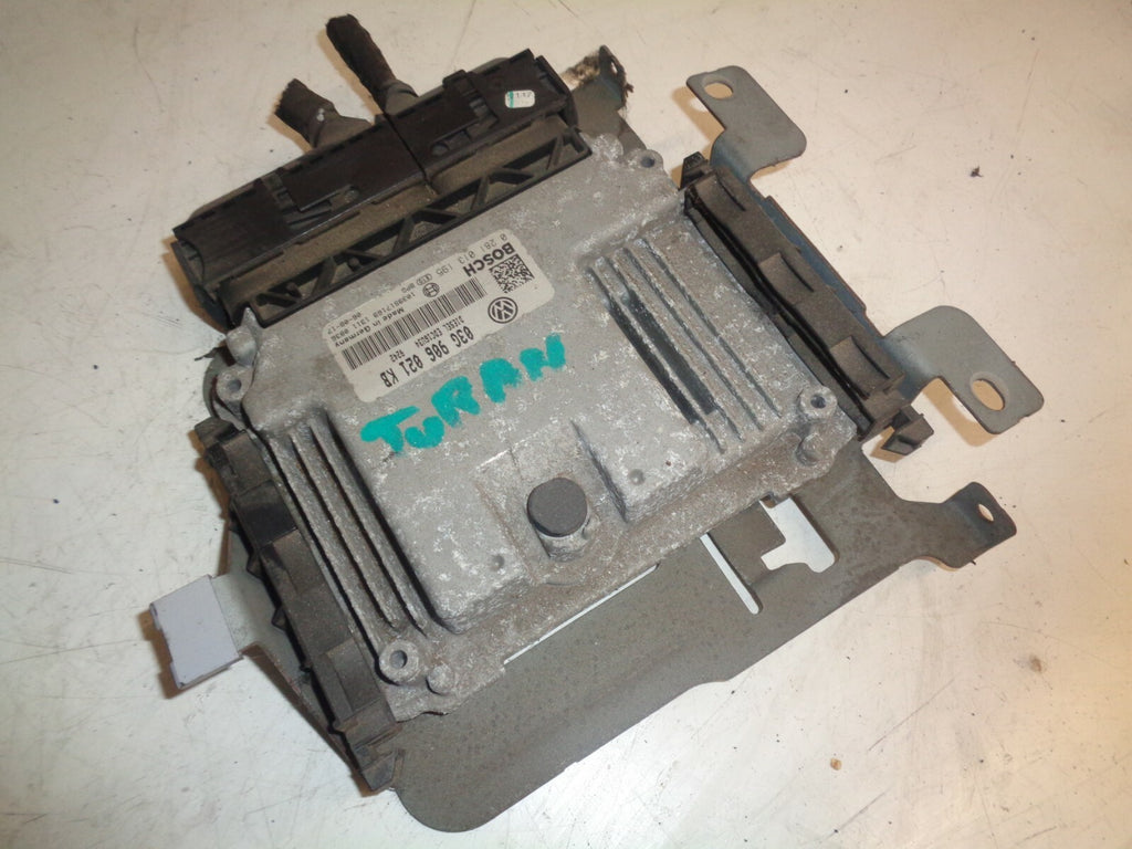 VW VOLKSWAGEN 2006 TAURAN 1.9 TDI ENGINE CONTROL UNIT ECU 03G906021KB
