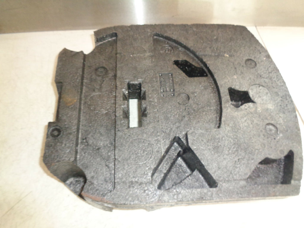 FORD MONDEO MK4 2010 SPARE WHEEL TOOL KIT FOAM 7S7117009BC