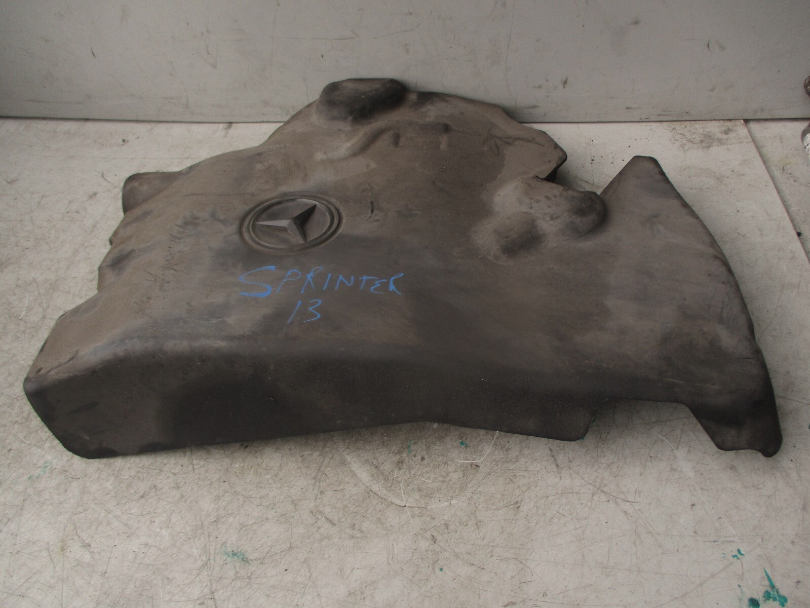 2014 MERCEDES SPRINTER W906 ENGINE TOP COVER A6510102367