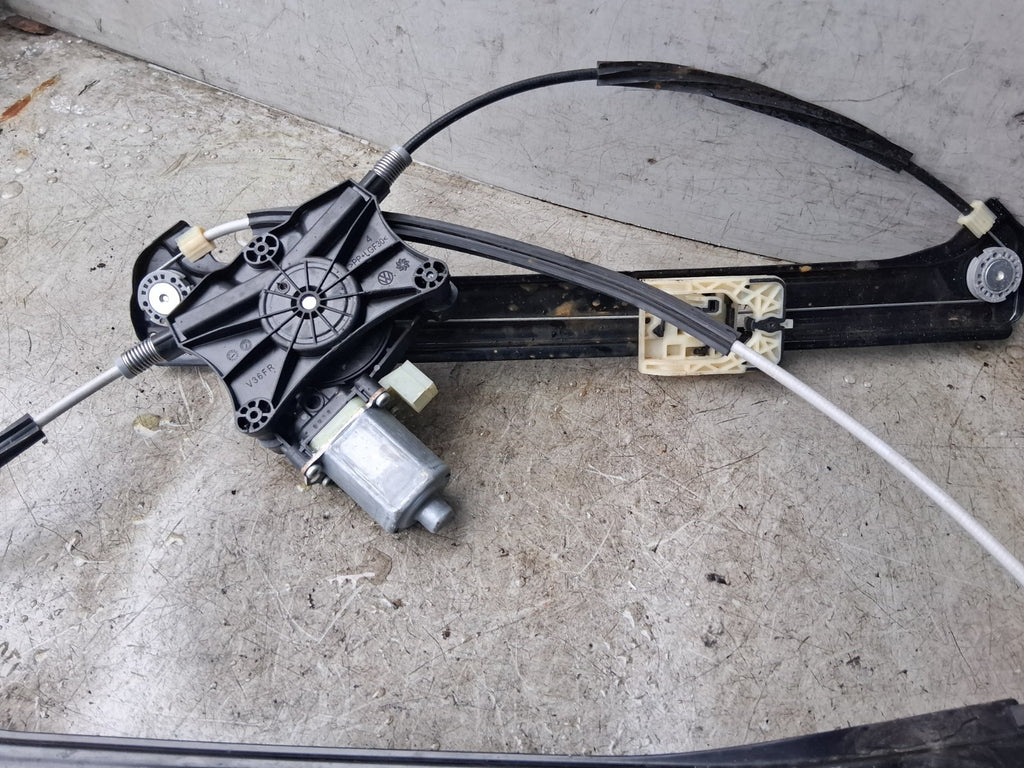 VW VOLKSWAGEN TIGUAN MK2 NSF PASSENGER SIDE FRONT LEFT WINDOW MOTOR REGULATOR