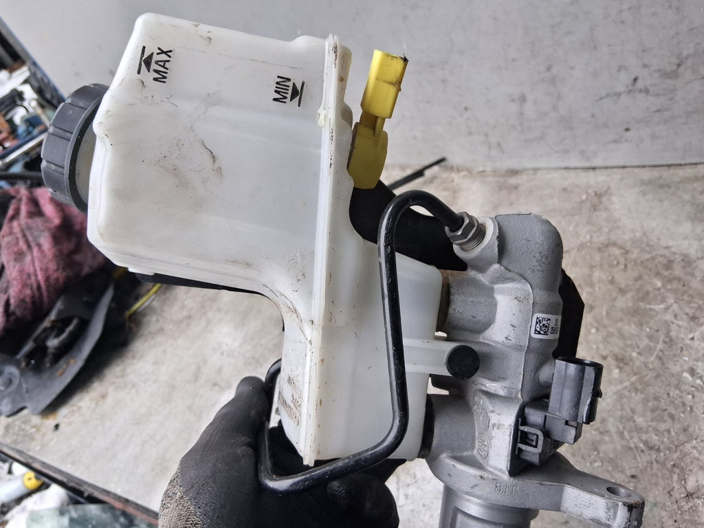VW VOLKSWAGEN TIGUAN MK2 BRAKE SERVO RESERVOIR 502611301