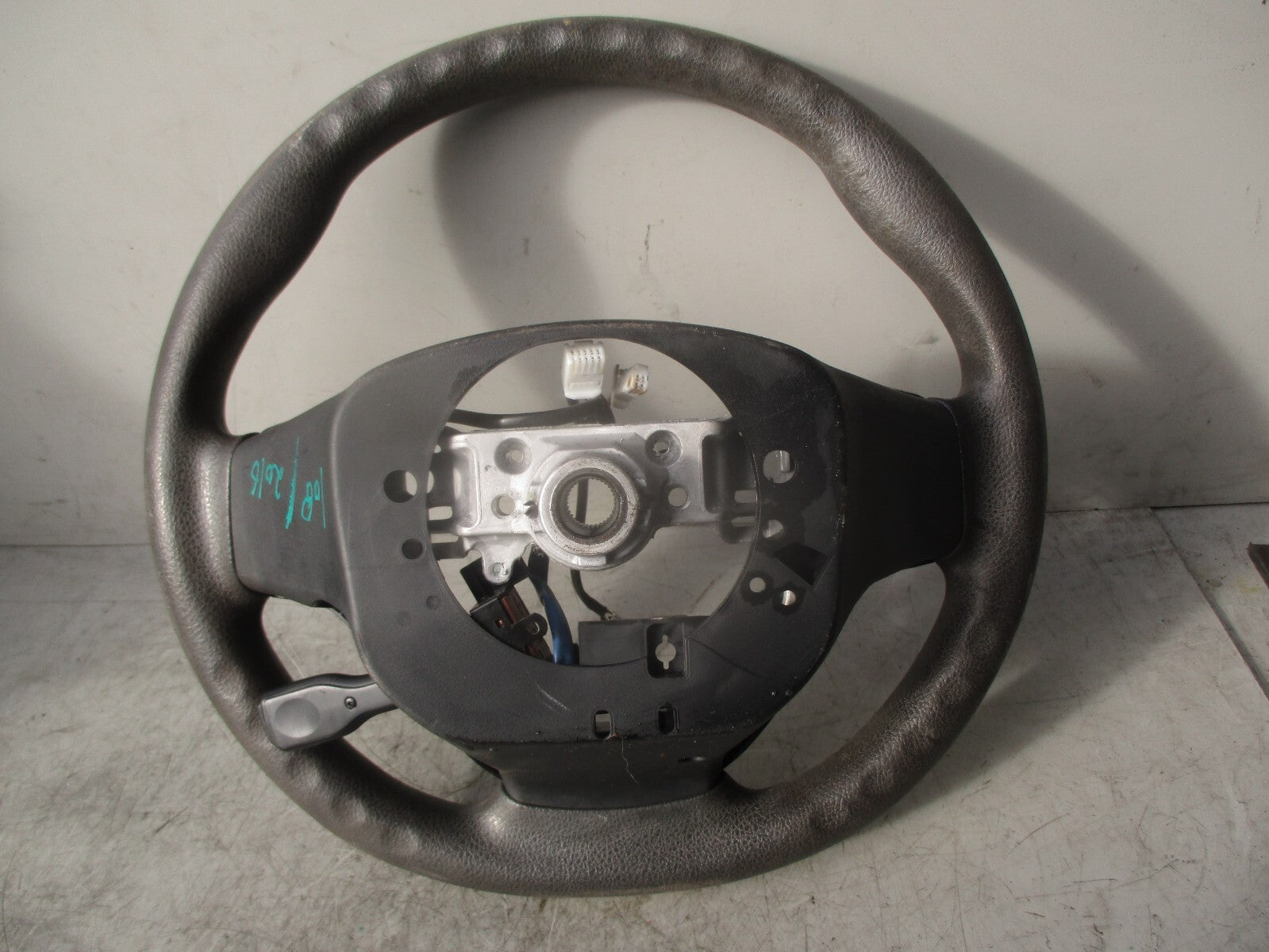2016 PEUGEOT 108 MULTIFUNCTION STEERING WHEEL 451000H050