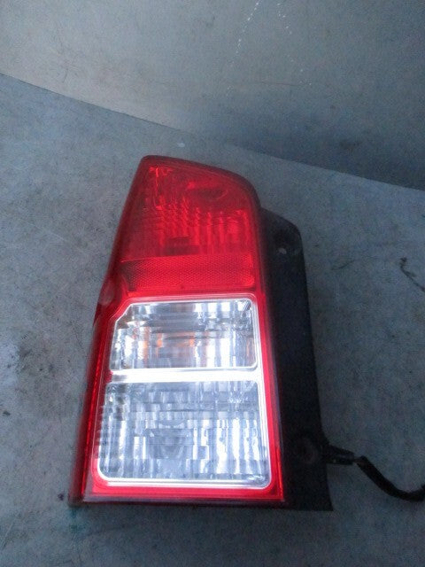 2006 NISSAN PATHFINDER R51 OIL FILTER HOUSING