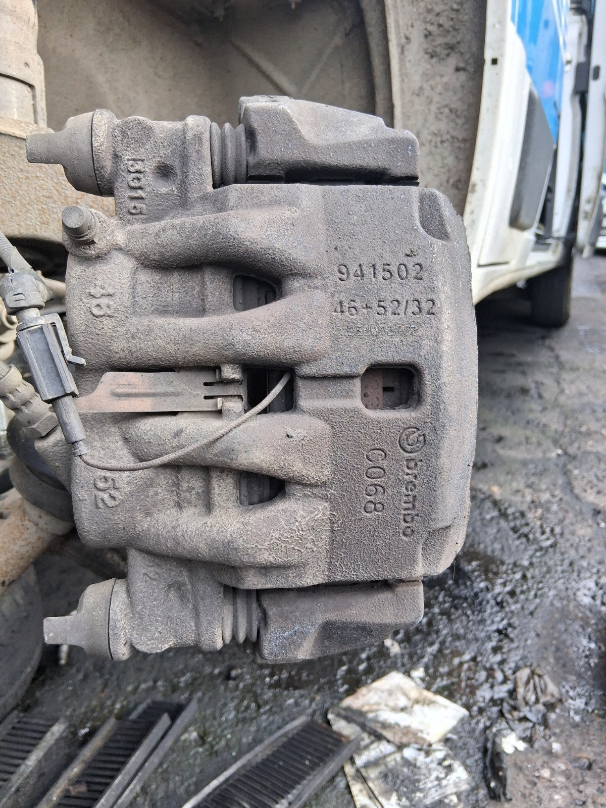 2023 FIAT DUCATO MK3 2.2 DIESEL NSF PASSENGER SIDE FRONT COMPLETE SUSPENSION LEG