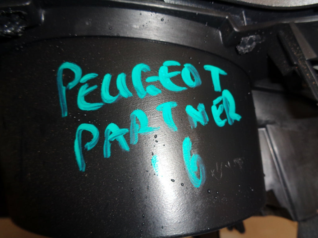 PEUGEOT PARTNER 2016 CITROEN BERLINGO MK2 GREY SPEEDOMETER SURROUND TRIM COVER