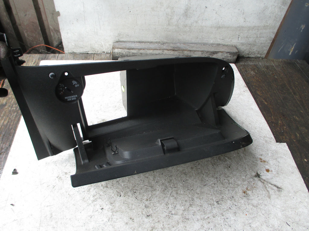 VAUXHALL CORSA E 2018 INTERIOR STORAGE COMPARTMENT GLOVEBOX GLOVE BOX 460029937