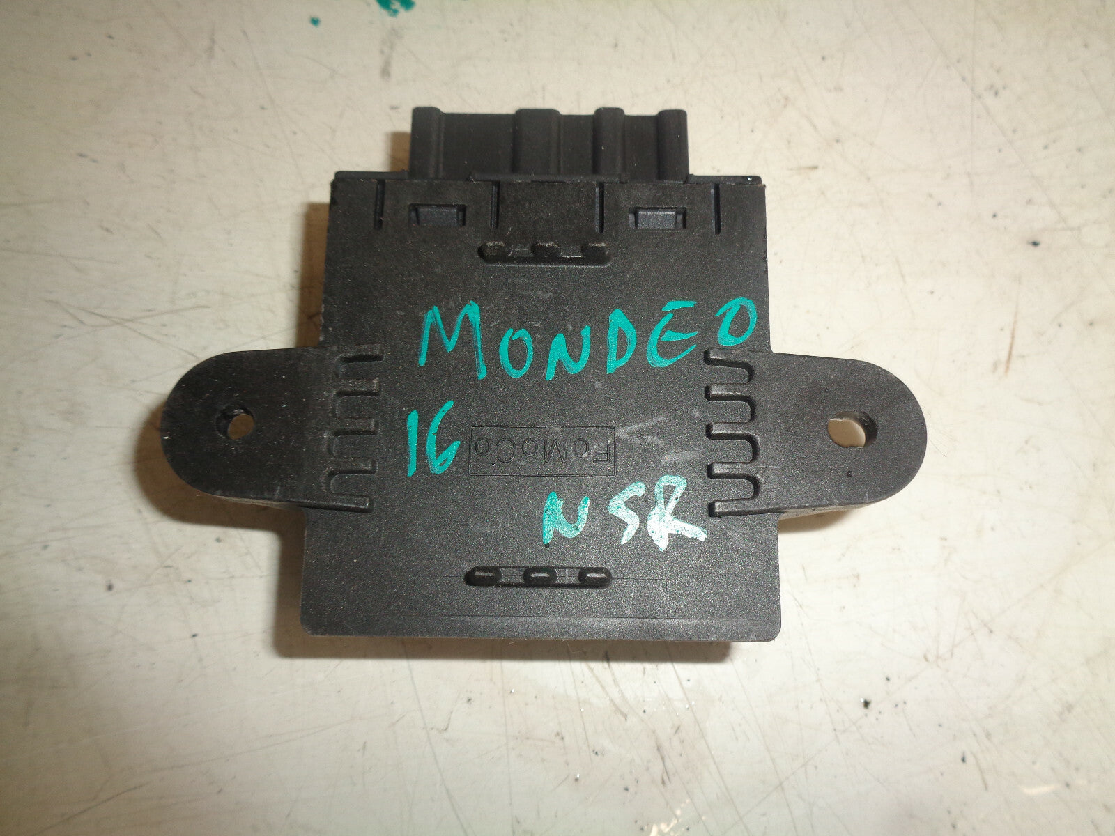FORD MONDEO MK5 NSR PASSENGER SIDE REAR DOOR CONTROL MODULE DG9T14B534BE