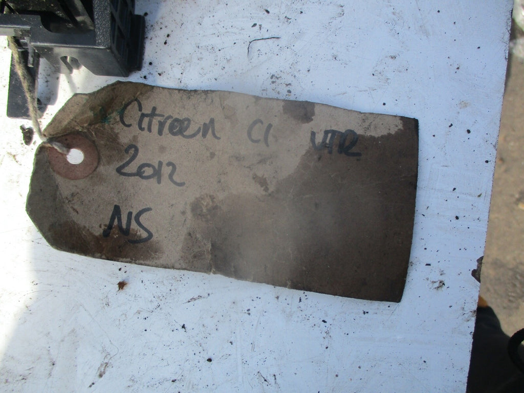CITROEN C1 MK1 2012 NEAR PASSENGER SIDE DOR HANDLE