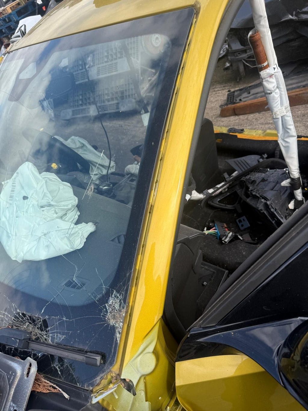 2023 VAUXHALL ASTRA L MK8 PASSENGER FRONT QUARTER CHASSIS LEG CUT YELLOW  ERV