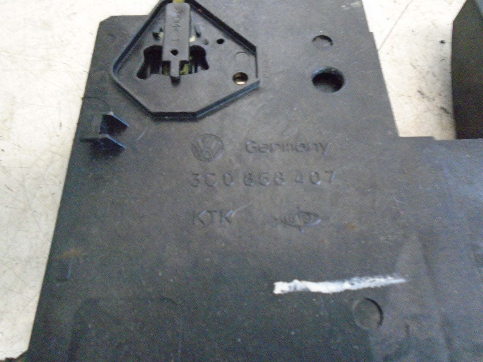 VOLKSWAGEN PASSAT 2007 DASHBOARD STORAGE COMPARTMENT AND HAZARD SWITCH 3C0858407