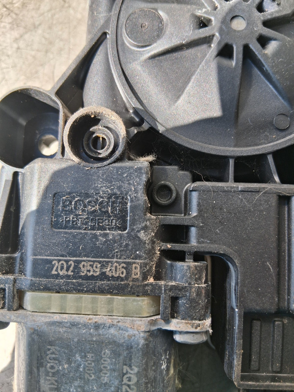 2021 SKODA SCALA WINDSCREEN WIPER MOTOR E850206011