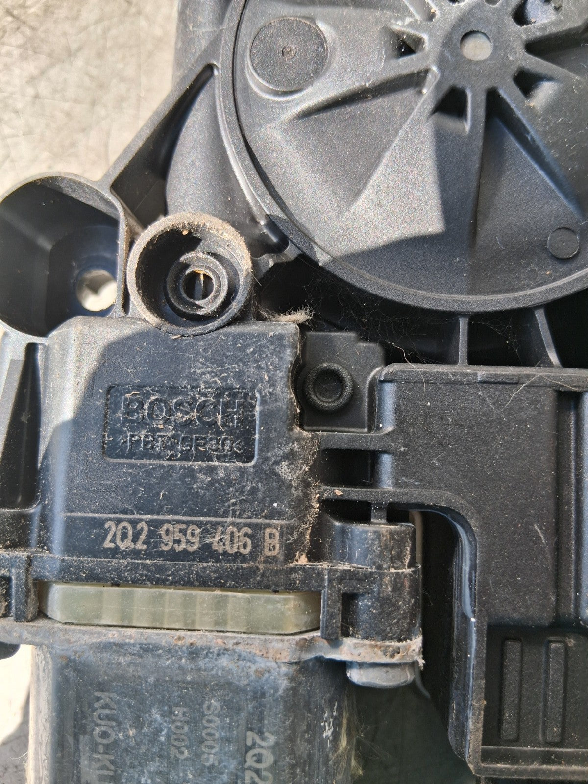 2021 SKODA SCALA WINDSCREEN WIPER MOTOR E850206011