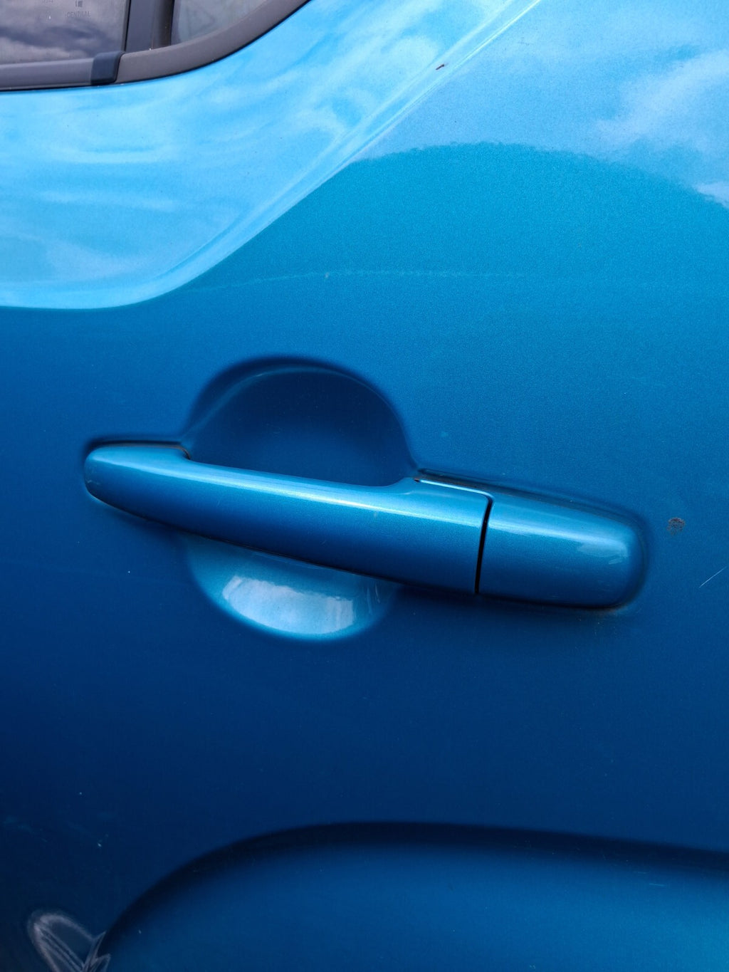 2022 SUZUKI IGNIS SZ5 NSR PASSENGER SIDE EXTERIOR DOOR HANDLE NEON BLUE METALLIC