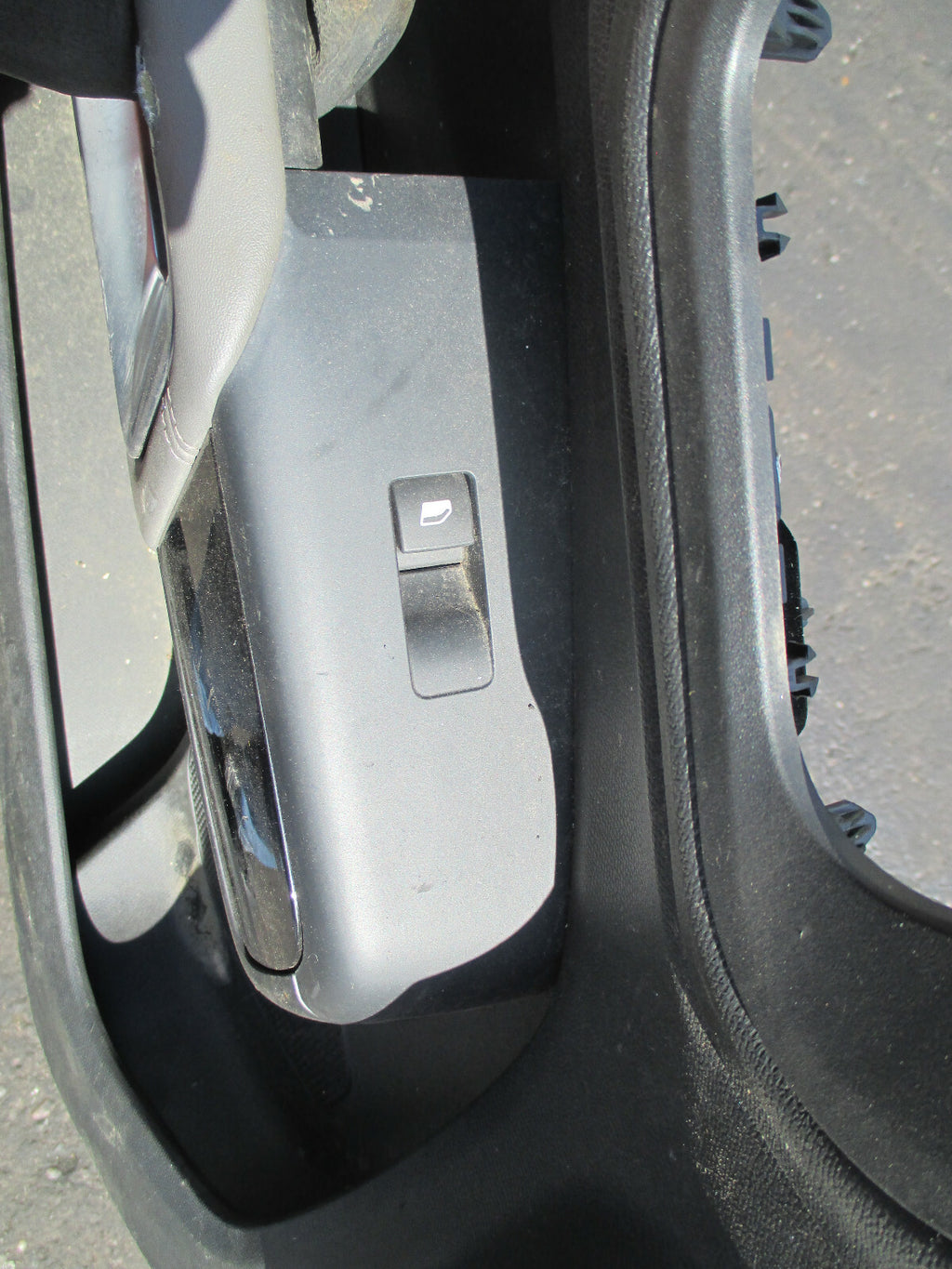 CITROEN C5 AIRCROSS 2019 NSF PASSENGER SIDE FRONT DOORCARD